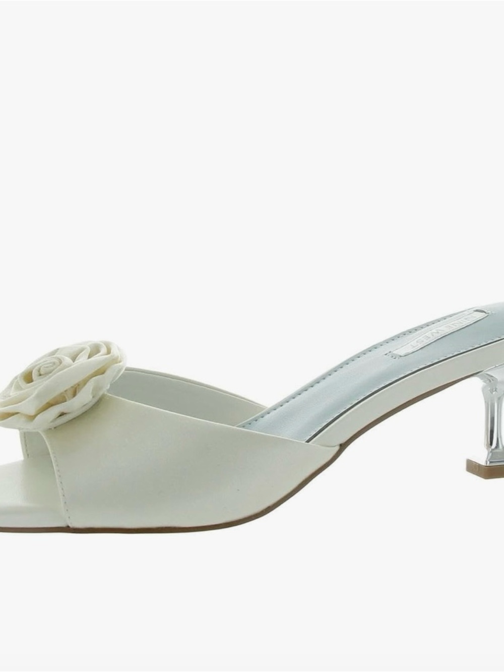 NWT and never worn Women’s off white rosette kitten heal Sandal